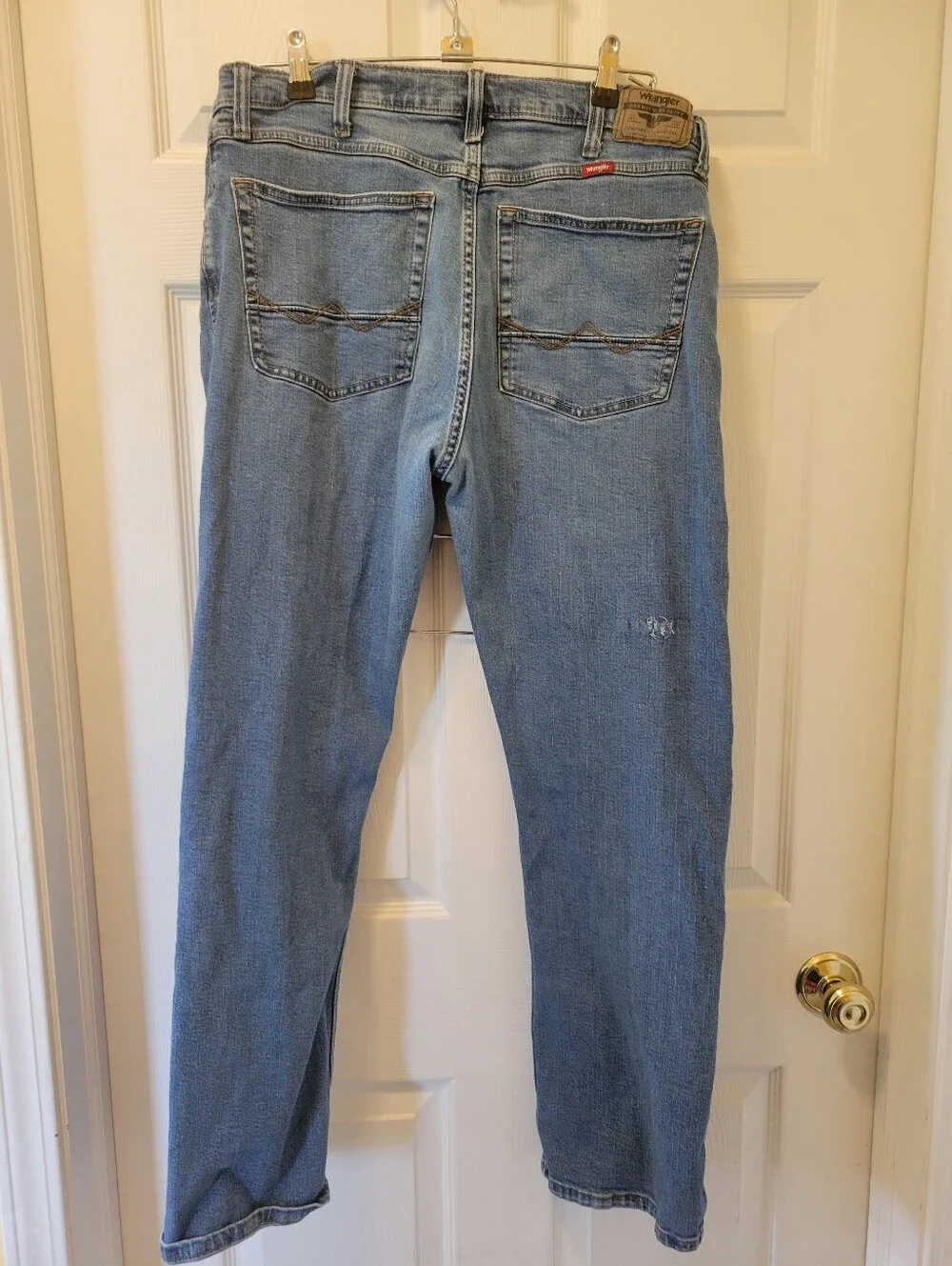 Mens Sz. 34/30 Wrangler Jeans